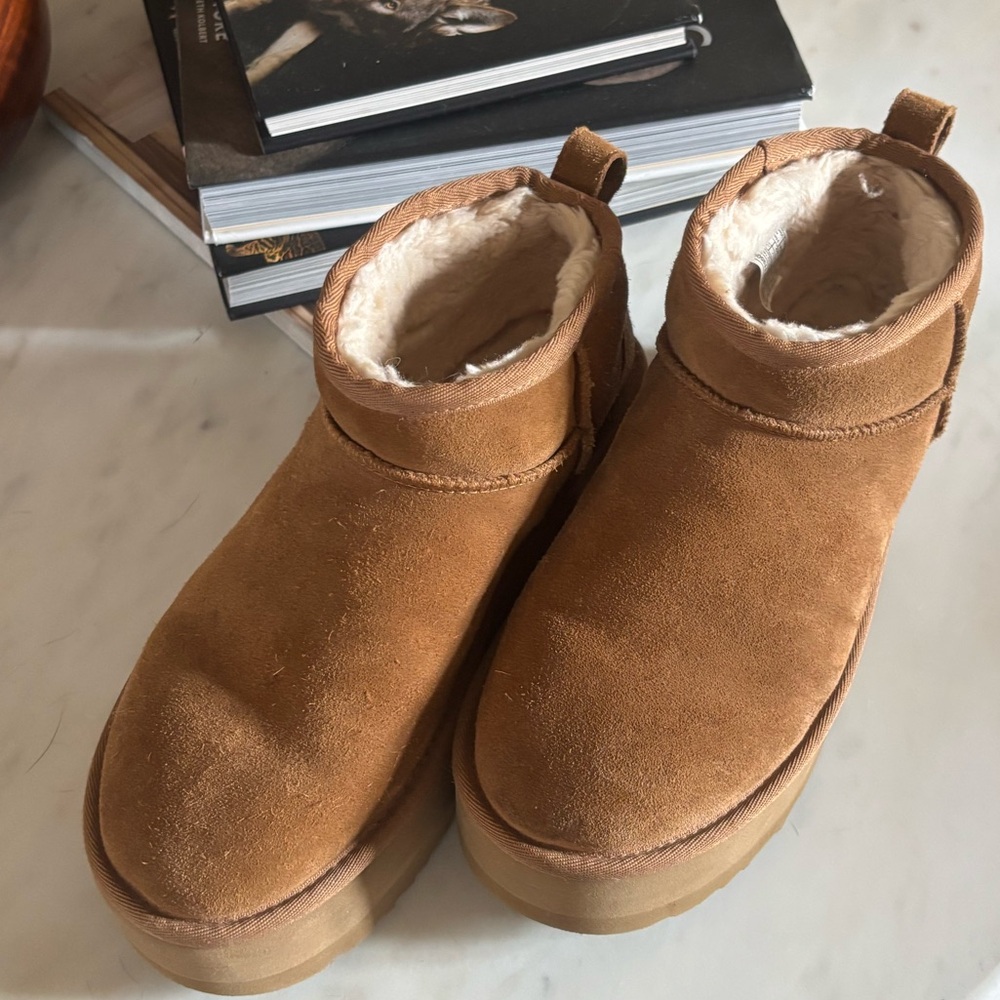 Platform UGG Ultra Mini - Chestnut